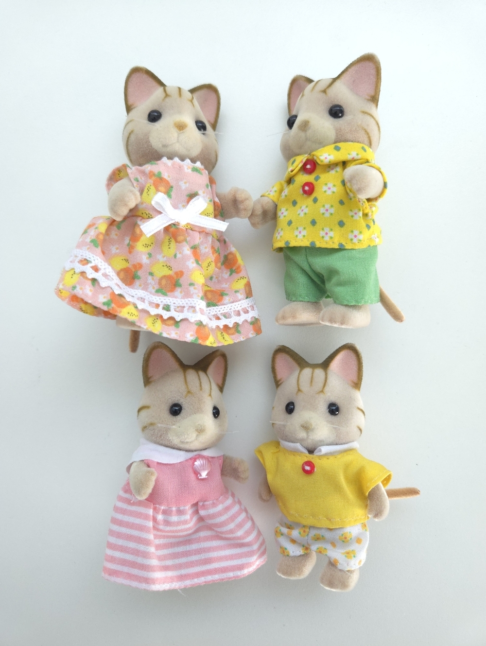 Calico Critters Sylvanian Families Sandy Cat Family Figures - Picture 8 of 15